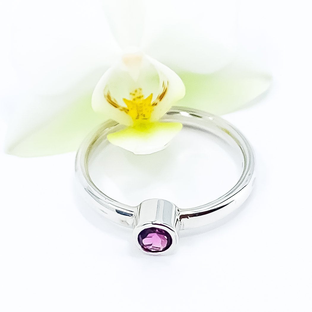 January birthstone Garnet Jouelle
